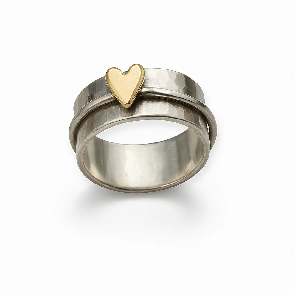 Lena vintage ring with gold heart