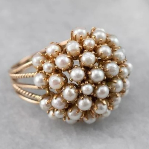 LIORA – RING WITH PEARLS
