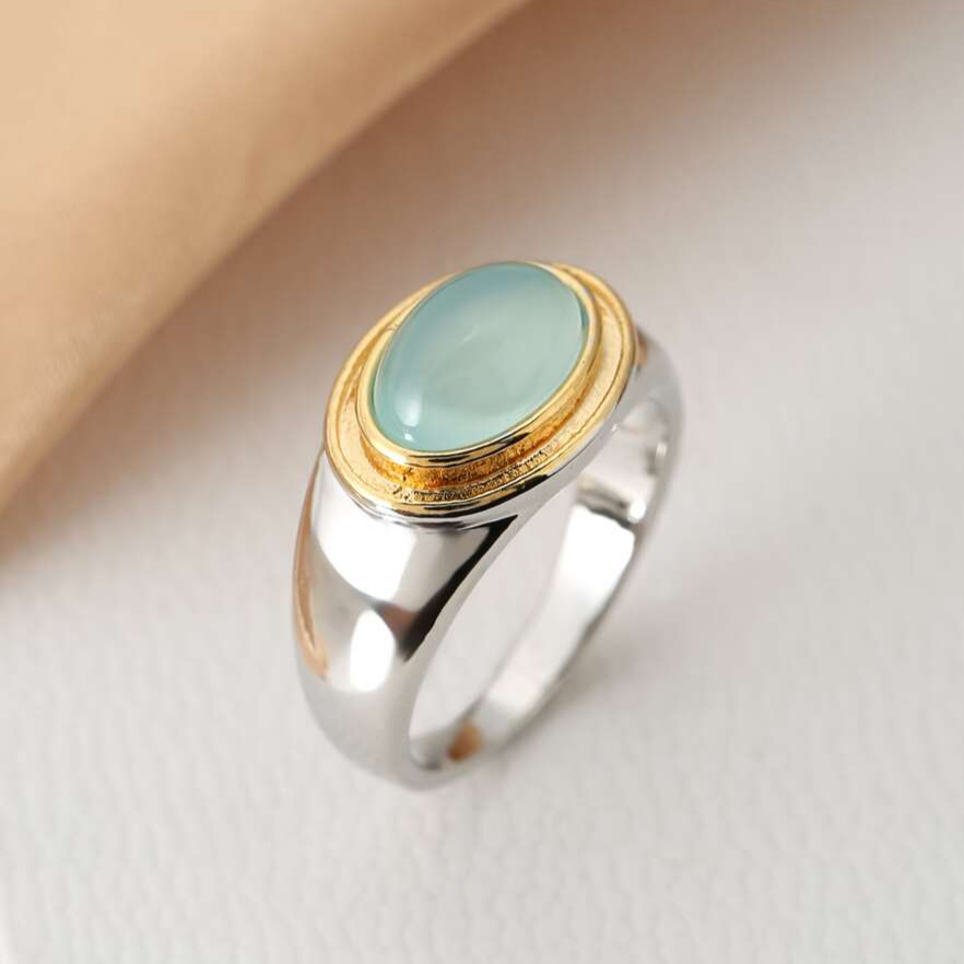 GABI – VINTAGE MOONSTONE RING
