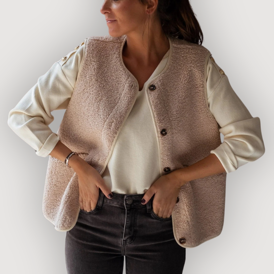 LARA – SHERPA BUTTON VEST