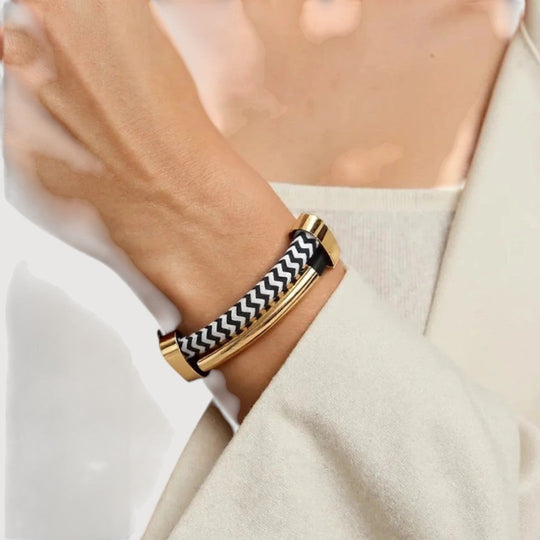 LAURA – MODERN JEWELLERY SET