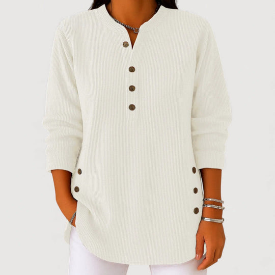 ANIKA – COSY BUTTON TOP
