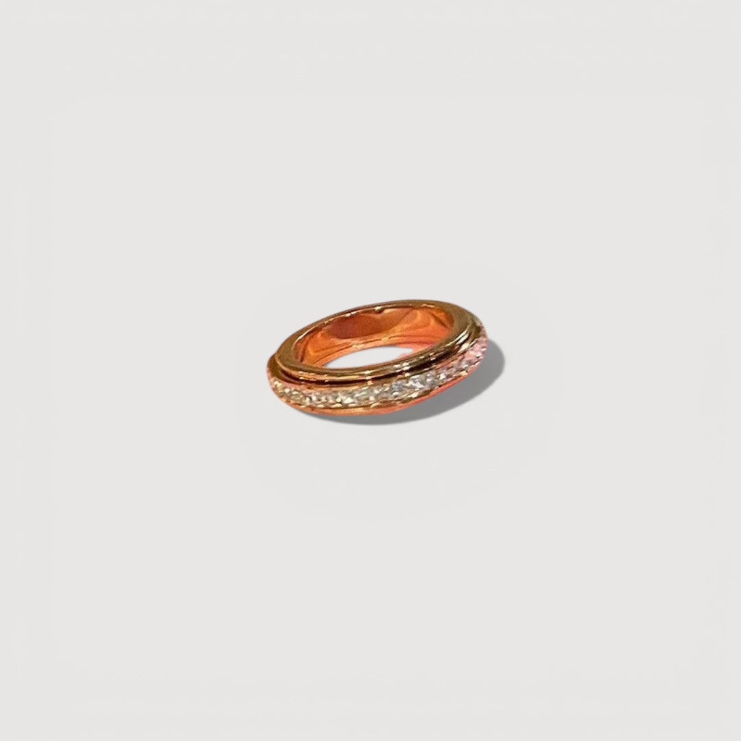 KATH – ELEGANT SPINNER RING