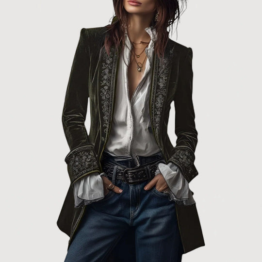 LYDIA – CHIC VELVET JACKET