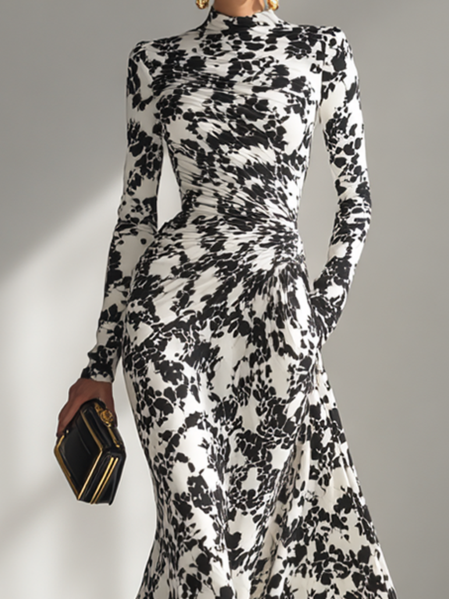 EMMA - Black And White Patterned Stretch Dress