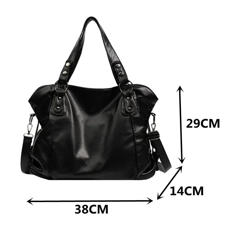Lora. - Elegantní Hobo Kabelka