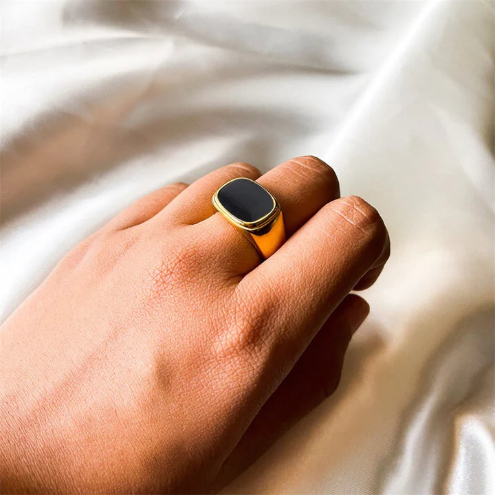 Opulence ring