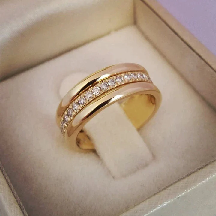 RETROSE – RETRO ZIRCONIA RING