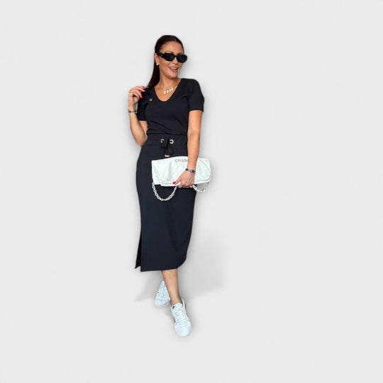 Danielle - Elegantní V-krční top s sukní