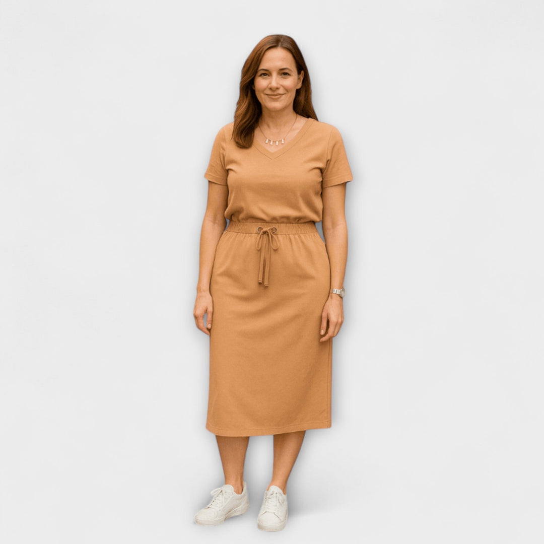 Danielle - Elegantní V-krční top s sukní